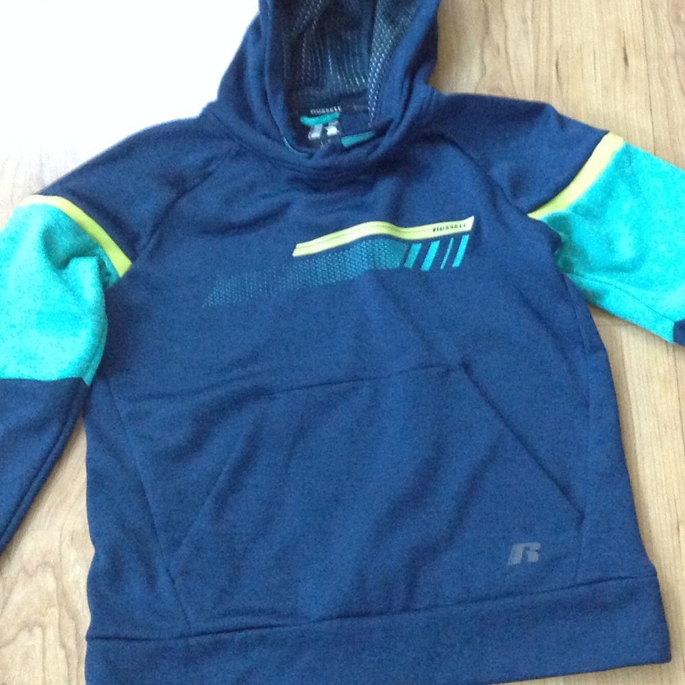 Russell  dri-power sz L 10-12 Pullover Hooded Sweatshirt